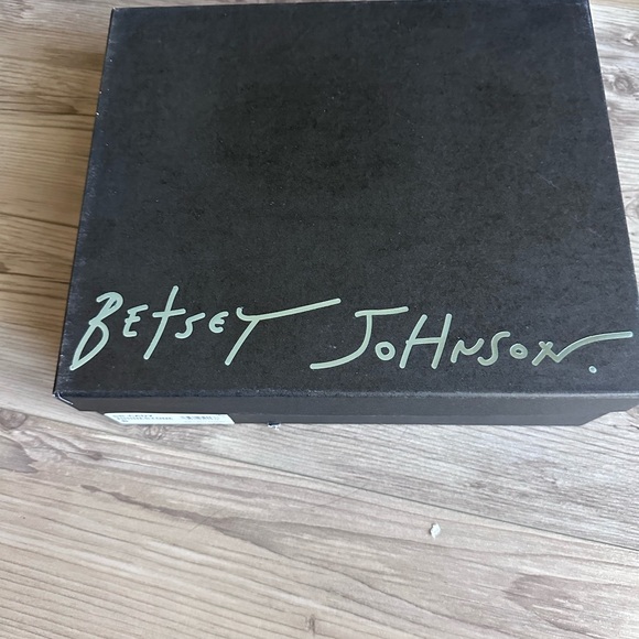 Betsy Johnson CADY Rhinestones bootie NIB - Picture 12 of 14